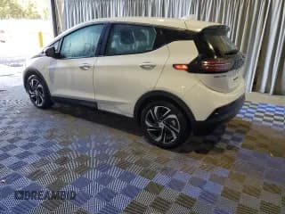 ✅ 2023 Chevrolet Bolt EV 2LT • VIN: 1G1FX6S05P4185826 • Lot: 44374435. Wystawiony na Copart z przebiegiem 8 126 mil. Bezpłatny archiwum sprzedaży aukcyjnych z USA i szczegółowy raport historii pojazdu na DreamBid. Zdjęcie 2.