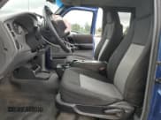 ✅ 2007 Ford Ranger XL • VIN: 1FTYR14U17PA16172 • Lot: 93769285. Wystawiony na Copart z przebiegiem 187 205 mil. Bezpłatny archiwum sprzedaży aukcyjnych z USA i szczegółowy raport historii pojazdu na DreamBid. Zdjęcie 7.