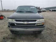 ✅ 2002 Chevrolet Suburban LS • VIN: 3GNEC16Z42G343960 • Lot: 88970245. Wystawiony na Copart z przebiegiem 284 632 mil. Bezpłatny archiwum sprzedaży aukcyjnych z USA i szczegółowy raport historii pojazdu na DreamBid. Zdjęcie 5.