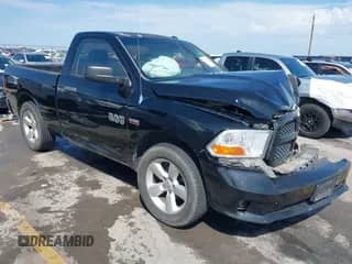 2013 Ram 1500 Express z VIN 3C6JR6AT8DG505511, wystawiony jako IAAI lot #43104315 z przebiegiem 306 996 mil mil oraz . Historia ofert i sprzedaży dostępna na DreamBid. Obrazek 1.