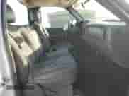 2005 Chevrolet Silverado 1500 Work Truck с VIN 1GCEC14V05Z333830, выставлен на аукционе Copart как лот 52386905 с пробегом 177 147 миль миль и Списание • Salvage title. История ставок и продаж доступна на DreamBid. Изображение 11.