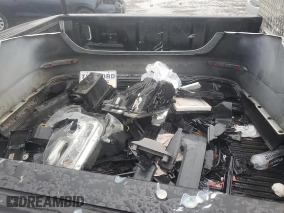 ✅ 2016 Ford F-150 XL • VIN: 1FTFX1EF7GKE63129 • Lot: 90753195. Wystawiony na Copart z przebiegiem Nie podano. Bezpłatny archiwum sprzedaży aukcyjnych z USA i szczegółowy raport historii pojazdu na DreamBid. Zdjęcie 12.