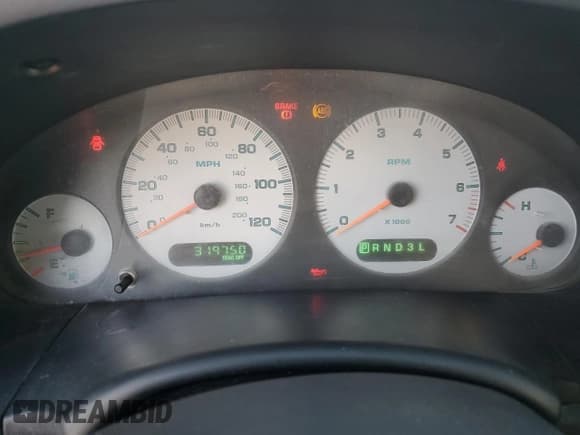 ✅ 2004 Dodge Caravan EX • VIN: 2D4GP74L04R526571 • Lot: 85951654. Listed on Copart with 319,750 mi. Free auction sales archive from the USA and detailed vehicle history report at DreamBid. Image 9.