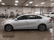 ✅ 2019 Kia Forte LXS • VIN: 3KPF24ADXKE044658 • Лот: 43350368. Опубликован ранее на IAAI с пробегом 104 387 миль. Бесплатный доступ к архиву аукционных продаж из США и подробный отчёт об истории автомобиля на DreamBid. Изображение 14.