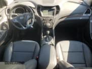 ✅ 2017 Hyundai Santa Fe 2.0T • VIN: 5XYZUDLA4HG405968 • Лот: 80306915. Опубликован ранее на Copart с пробегом 61 955 миль. Бесплатный доступ к архиву аукционных продаж из США и подробный отчёт об истории автомобиля на DreamBid. Изображение 8.