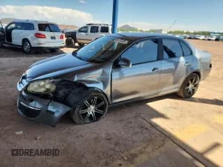 ✅ 2008 Volkswagen Jetta S • VIN: 3VWJM71K88M188550 • Lot: 81715125. Wystawiony na Copart z przebiegiem 174 919 mil. Bezpłatny archiwum sprzedaży aukcyjnych z USA i szczegółowy raport historii pojazdu na DreamBid. Zdjęcie 1.