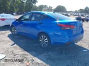 ✅ 2024 Nissan Versa S • VIN: 3N1CN8DV8RL903020 • Lot: 43222352. Wystawiony na IAAI z przebiegiem 8 900 mil. Bezpłatny archiwum sprzedaży aukcyjnych z USA i szczegółowy raport historii pojazdu na DreamBid. Zdjęcie 3.