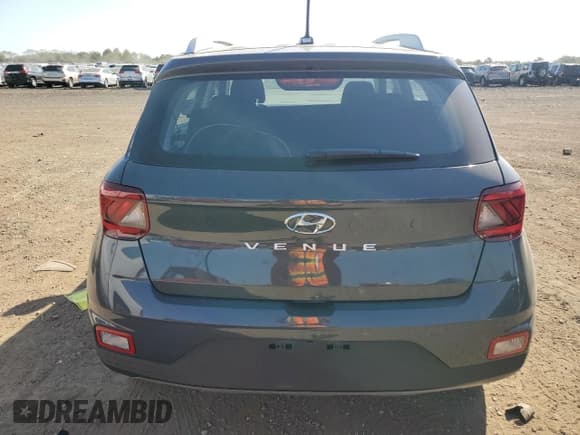 ✅ 2023 Hyundai Venue Limited • VIN: KMHRC8A38PU270730 • Lot: 83842955. Wystawiony na Copart z przebiegiem 8 864 mil. Bezpłatny archiwum sprzedaży aukcyjnych z USA i szczegółowy raport historii pojazdu na DreamBid. Zdjęcie 6.