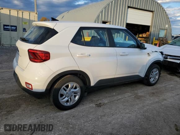 ✅ 2021 Hyundai Venue SE • VIN: KMHRB8A38MU066590 • Lot: 81323464. Listed on Copart with 81,328 mi. Free auction sales archive from the USA and detailed vehicle history report at DreamBid. Image 3.