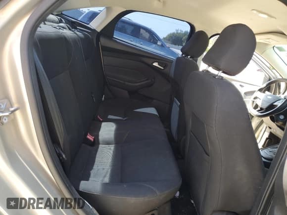 ✅ 2016 Ford Focus SE • VIN: 1FADP3F23GL245073 • Lot: 52504075. Listed on Copart with 90,194 mi. Free auction sales archive from the USA and detailed vehicle history report at DreamBid. Image 11.