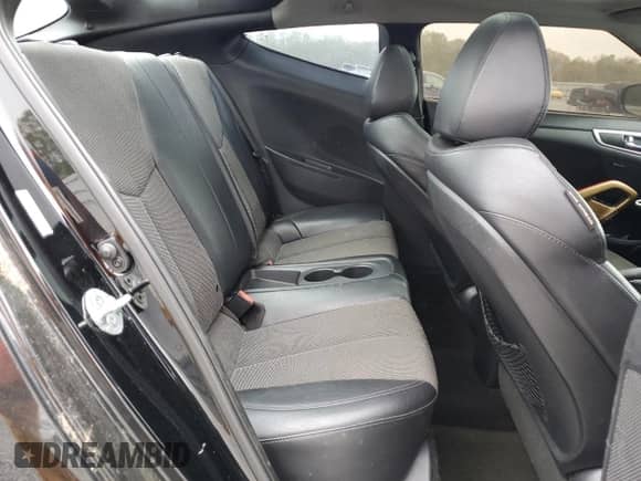 ✅ 2013 Hyundai Veloster RE:MIX • VIN: KMHTC6AD2DU155460 • Лот: 51597715. Размещён на Copart с пробегом 132 896 миль миль. Получите бесплатный доступ к архиву аукционных продаж из США и посмотрите подробный отчёт об истории автомобиля на DreamBid. Изображение 10.