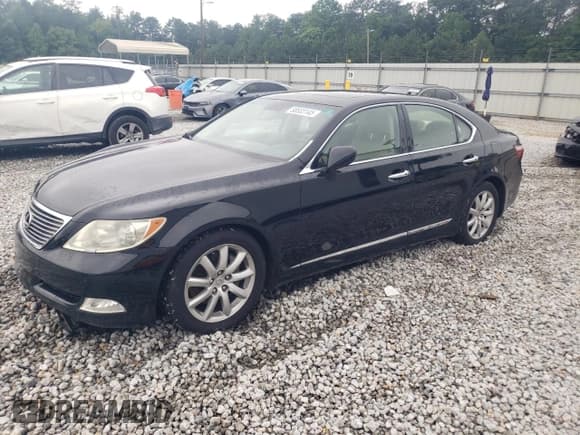 ✅ 2008 Lexus LS 460 • VIN: JTHBL46F885059667 • Lot: 58533145. Listed on Copart with 261,040 mi. Free auction sales archive from the USA and detailed vehicle history report at DreamBid. Image 1.