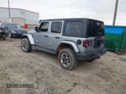 ✅ 2020 Jeep Wrangler Unlimited Sahara • VIN: 1C4HJXENXLW135615 • Lot: 42611859. Wystawiony na IAAI z przebiegiem 85 452 mil. Bezpłatny archiwum sprzedaży aukcyjnych z USA i szczegółowy raport historii pojazdu na DreamBid. Zdjęcie 3.