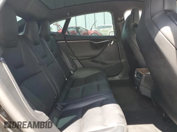 ✅ 2019 Tesla Model S 75D • VIN: 5YJSA1E28KF339888 • Lot: 69705685. Listed on Copart with 46,287 mi. Free auction sales archive from the USA and detailed vehicle history report at DreamBid. Image 10.