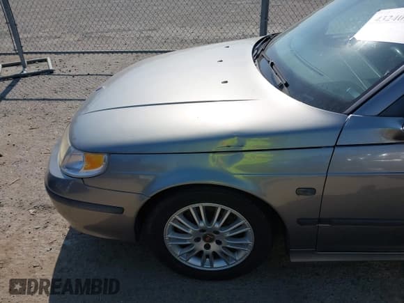 ✅ 2005 Saab 9-5 Arc • VIN: YS3ED49A753520627 • Lot: 43240230. Listed on IAAI with 170,667 mi. Free auction sales archive from the USA and detailed vehicle history report at DreamBid. Image 6.