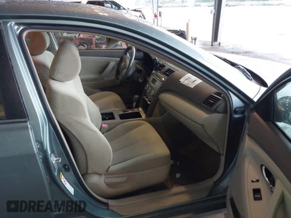 ✅ 2007 Toyota Camry LE • VIN: JTNBE46KX73004197 • Lot: 43188030. Listed on IAAI with 243,578 mi. Free auction sales archive from the USA and detailed vehicle history report at DreamBid. Image 5.