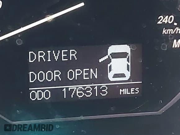 ✅ 2006 Lexus RX 400h • VIN: JTJHW31U260041868 • Lot: 41985843. Listed on IAAI with 176,313 mi. Free auction sales archive from the USA and detailed vehicle history report at DreamBid. Image 15.