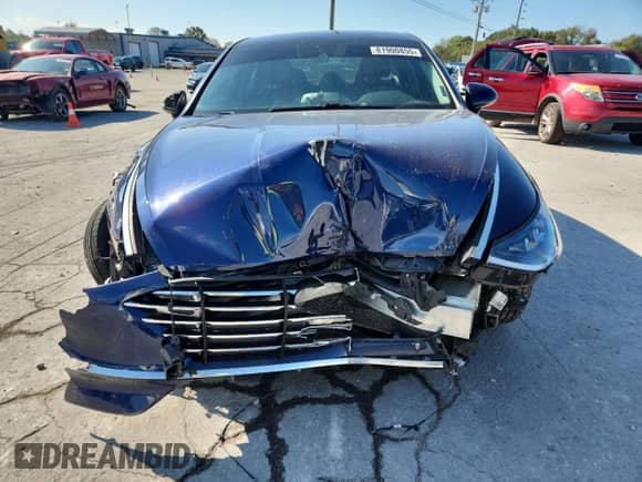 2020 Hyundai Sonata SE with VIN 5NPEG4JA6LH042258, listed as a Copart auction lot 81900855 with 113,072 mi miles and Salvage title. Bid and sale history available at DreamBid. Image 5.