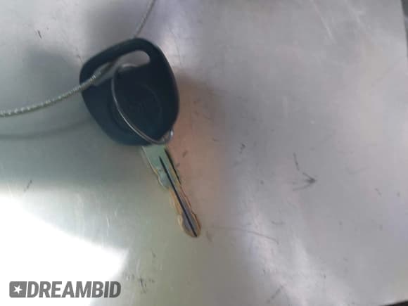 ✅ 2001 GMC Yukon SLT • VIN: 1GKEC13T41J283382 • Lot: 43426997. Wystawiony na IAAI z przebiegiem 148 536 mil. Bezpłatny archiwum sprzedaży aukcyjnych z USA i szczegółowy raport historii pojazdu na DreamBid. Zdjęcie 11.