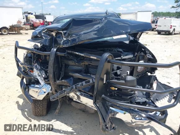 ✅ 2024 Chevrolet Silverado 1500 • VIN: 3GCUD4ED0RG412033 • Лот: 42533107. Опубликован ранее на IAAI с пробегом 4 258 миль. Бесплатный доступ к архиву аукционных продаж из США и подробный отчёт об истории автомобиля на DreamBid. Изображение 6.