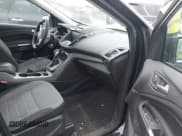 ✅ 2013 Ford Escape SE • VIN: 1FMCU9GX8DUB62607 • Лот: 43874885. Опубликован ранее на IAAI с пробегом 203 241 миль. Бесплатный доступ к архиву аукционных продаж из США и подробный отчёт об истории автомобиля на DreamBid. Изображение 5.