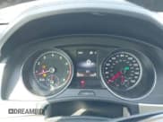 ✅ 2018 Volkswagen Atlas SE • VIN: 1V2DR2CA5JC521950 • Lot: 42057467. Wystawiony na IAAI z przebiegiem 99 750 mil. Bezpłatny archiwum sprzedaży aukcyjnych z USA i szczegółowy raport historii pojazdu na DreamBid. Zdjęcie 7.