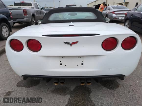 2005 Chevrolet Corvette with VIN 1G1YY34U055126274, listed as a Copart auction lot 74703464 with Not provided miles and Salvage title. Bid and sale history available at DreamBid. Image 6.