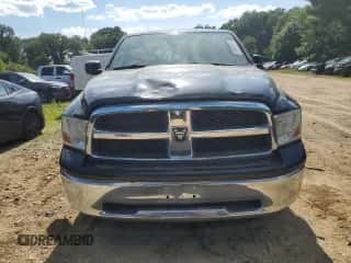 2010 Dodge 1500 ST z VIN 1D7RV1GPXAS102516, wystawiony jako Copart lot #61618724 z przebiegiem 113 973 mil mil oraz Czysty tytuł • Clean title. Historia ofert i sprzedaży dostępna na DreamBid. Obrazek 5.
