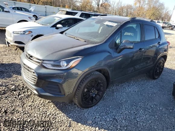 ✅ 2022 Chevrolet Trax LT • VIN: KL7CJPSM6NB515273 • Lot: 93131845. Wystawiony na Copart z przebiegiem 99 509 mil. Bezpłatny archiwum sprzedaży aukcyjnych z USA i szczegółowy raport historii pojazdu na DreamBid. Zdjęcie 1.