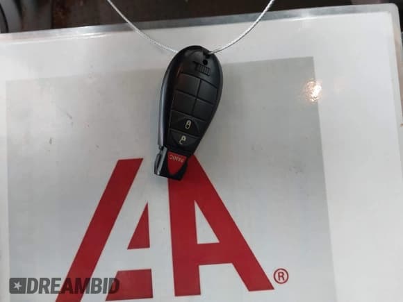 ✅ 2010 Volkswagen Routan S • VIN: 2V4RW4D11AR406513 • Lot: 43133387. Listed on IAAI with 95,856 mi. Free auction sales archive from the USA and detailed vehicle history report at DreamBid. Image 11.