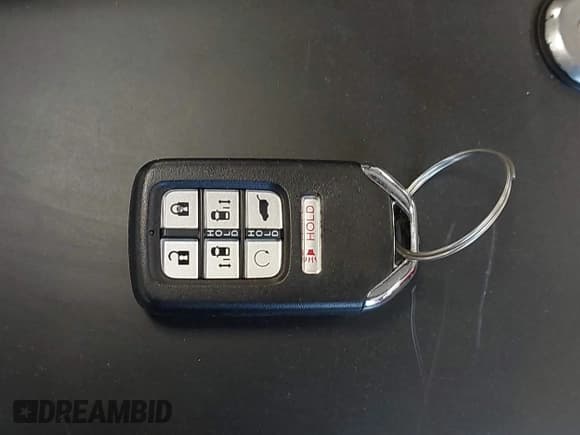 ✅ 2018 Honda Odyssey Touring • VIN: 5FNRL6H84JB020671 • Lot: 42409316. Wystawiony na IAAI z przebiegiem 81 747 mil. Bezpłatny archiwum sprzedaży aukcyjnych z USA i szczegółowy raport historii pojazdu na DreamBid. Zdjęcie 11.