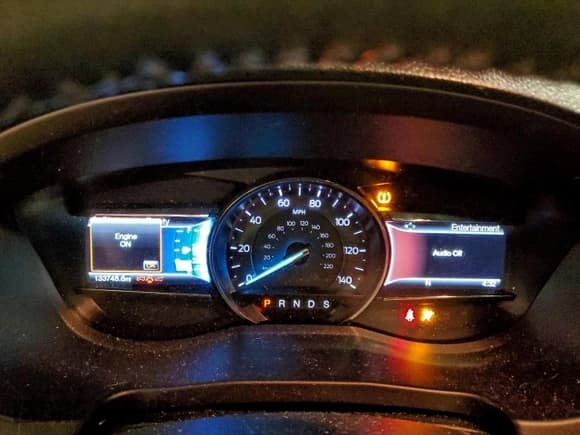 ✅ 2017 Ford Explorer XLT • VIN: 1FM5K8DH2HGC82221 • Lot: 95272105. Wystawiony na Copart z przebiegiem 133 748 mil. Bezpłatny archiwum sprzedaży aukcyjnych z USA i szczegółowy raport historii pojazdu na DreamBid. Zdjęcie 9.