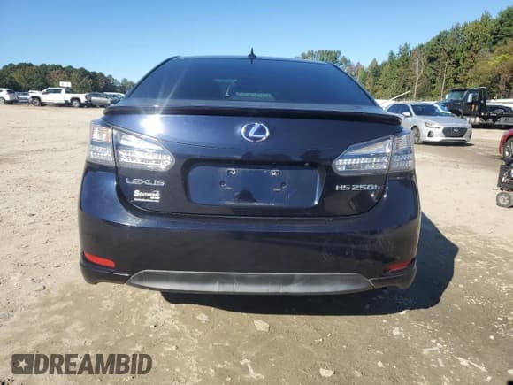 ✅ 2010 Lexus HS 250h Premium • VIN: JTHBB1BAXA2021120 • Lot: 82536185. Wystawiony na Copart z przebiegiem 280 954 mil. Bezpłatny archiwum sprzedaży aukcyjnych z USA i szczegółowy raport historii pojazdu na DreamBid. Zdjęcie 6.