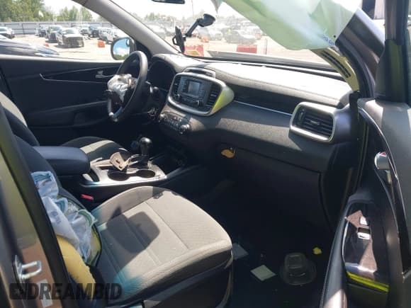 ✅ 2018 Kia Sorento LX • VIN: 5XYPG4A35JG407964 • Лот: 43097522. Опубликован ранее на IAAI с пробегом 106 772 миль. Бесплатный доступ к архиву аукционных продаж из США и подробный отчёт об истории автомобиля на DreamBid. Изображение 5.