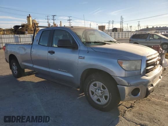 ✅ 2011 Toyota Tundra SR • VIN: 5TFTY5F17BX007220 • Лот: 80391334. Опубликован ранее на Copart с пробегом 399 706 миль. Бесплатный доступ к архиву аукционных продаж из США и подробный отчёт об истории автомобиля на DreamBid. Изображение 4.