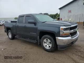 2018 Chevrolet Silverado 1500 LT z VIN 1GCVKREC2JZ202147, wystawiony jako Copart lot #69547315 z przebiegiem 100 783 mil mil oraz Czysty tytuł • Clean title. Historia ofert i sprzedaży dostępna na DreamBid. Obrazek 4.