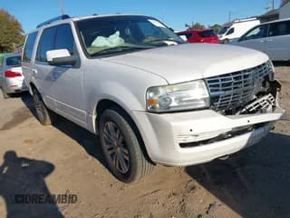 ✅ 2010 Lincoln Navigator • VIN: 5LMJJ2H58AEJ01071 • Lot: 43618328. Listed on IAAI with 259,541 mi. Free auction sales archive from the USA and detailed vehicle history report at DreamBid. Image 1.