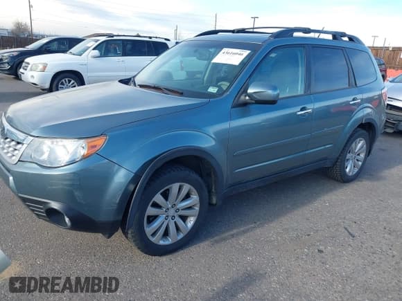 ✅ 2011 Subaru Forester X Limited • VIN: JF2SHBFC1BH762211 • Lot: 43616046. Listed on IAAI with 137,275 mi. Free auction sales archive from the USA and detailed vehicle history report at DreamBid. Image 2.