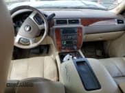 ✅ 2012 Chevrolet Suburban LT • VIN: 1GNSKJE7XCR170517 • Lot: 45306794. Wystawiony na Copart z przebiegiem Nie podano. Bezpłatny archiwum sprzedaży aukcyjnych z USA i szczegółowy raport historii pojazdu na DreamBid. Zdjęcie 8.