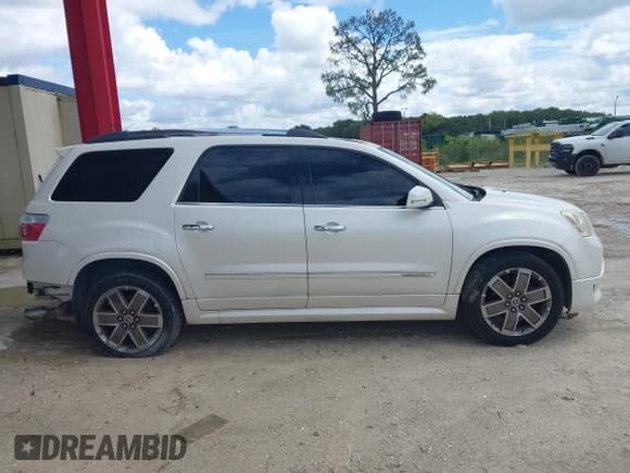 ✅ 2012 GMC Acadia Denali • VIN: 1GKKVTED6CJ322183 • Лот: 43203427. Опубликован ранее на IAAI с пробегом 152 060 миль. Бесплатный доступ к архиву аукционных продаж из США и подробный отчёт об истории автомобиля на DreamBid. Изображение 14.