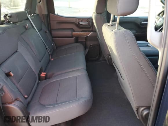 ✅ 2022 Chevrolet Silverado 1500 RST • VIN: 1GCUYEED2NZ234971 • Lot: 92379515. Wystawiony na Copart z przebiegiem 57 586 mil. Bezpłatny archiwum sprzedaży aukcyjnych z USA i szczegółowy raport historii pojazdu na DreamBid. Zdjęcie 10.