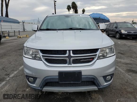 ✅ 2014 Dodge Journey SXT • VIN: 3C4PDCBB2ET160149 • Lot: 92659365. Wystawiony na Copart z przebiegiem 213 724 mil. Bezpłatny archiwum sprzedaży aukcyjnych z USA i szczegółowy raport historii pojazdu na DreamBid. Zdjęcie 5.