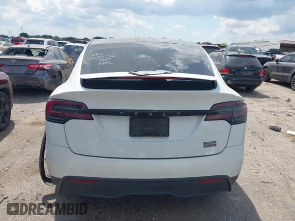 ✅ 2023 Tesla Model X Plaid • VIN: 7SAXCBE65PF418602 • Lot: 42956757. Listed on IAAI with 44,161 mi. Free auction sales archive from the USA and detailed vehicle history report at DreamBid. Image 15.