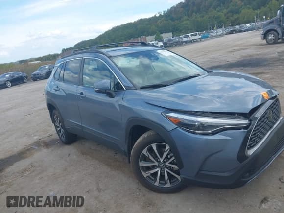 ✅ 2024 Toyota Corolla Cross XLE • VIN: 7MUDAABG5RV111321 • Lot: 43171380. Listed on IAAI with 7,682 mi. Free auction sales archive from the USA and detailed vehicle history report at DreamBid. Image 1.