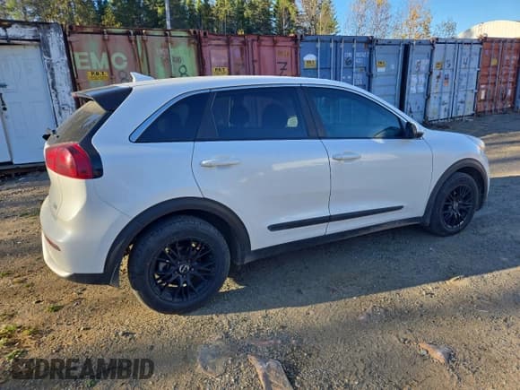 ✅ 2019 Kia Niro LX • VIN: KNDCB3LC9K5236375 • Lot: 86790325. Listed on Copart with 228,787 mi. Free auction sales archive from the USA and detailed vehicle history report at DreamBid. Image 3.
