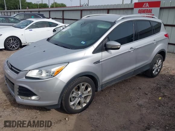 ✅ 2014 Ford Escape Titanium • VIN: 1FMCU0J91EUB97710 • Lot: 42261415. Wystawiony na IAAI z przebiegiem 128 286 mil. Bezpłatny archiwum sprzedaży aukcyjnych z USA i szczegółowy raport historii pojazdu na DreamBid. Zdjęcie 2.