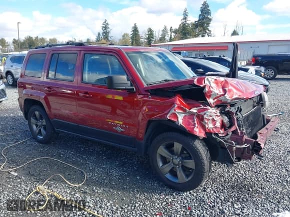 ✅ 2014 Jeep Patriot Latitude • VIN: 1C4NJRFB7ED588530 • Lot: 43483827. Listed on IAAI with 132,562 mi. Free auction sales archive from the USA and detailed vehicle history report at DreamBid. Image 1.