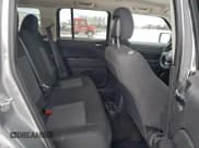 ✅ 2015 Jeep Patriot Altitude • VIN: 1C4NJRBB2FD197888 • Лот: 94749565. Опубликован ранее на Copart с пробегом 86 646 миль. Бесплатный доступ к архиву аукционных продаж из США и подробный отчёт об истории автомобиля на DreamBid. Изображение 11.