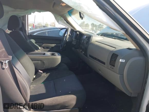 ✅ 2010 Chevrolet Silverado 1500 LS • VIN: 3GCRCREA7AG264172 • Lot: 43559823. Listed on IAAI with 176,031 mi. Free auction sales archive from the USA and detailed vehicle history report at DreamBid. Image 5.