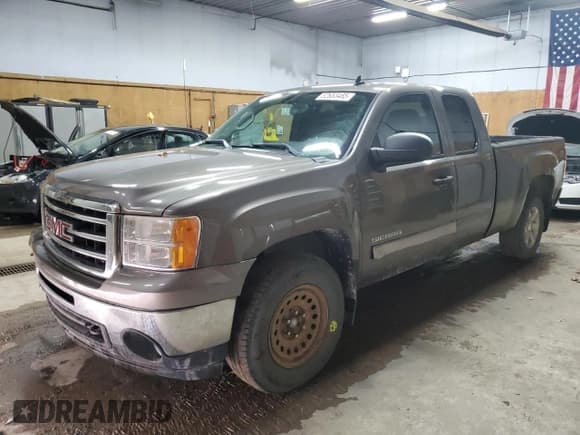 ✅ 2012 GMC Sierra 1500 SLE • VIN: 1GTR2VE79CZ177389 • Лот: 82653485. Опубликован ранее на Copart с пробегом 152 358 миль. Бесплатный доступ к архиву аукционных продаж из США и подробный отчёт об истории автомобиля на DreamBid. Изображение 1.